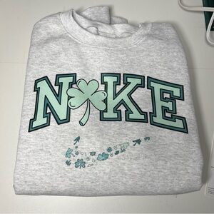 Nike St. Patrick’s Day NEW Gray Crewneck Sweatshirt